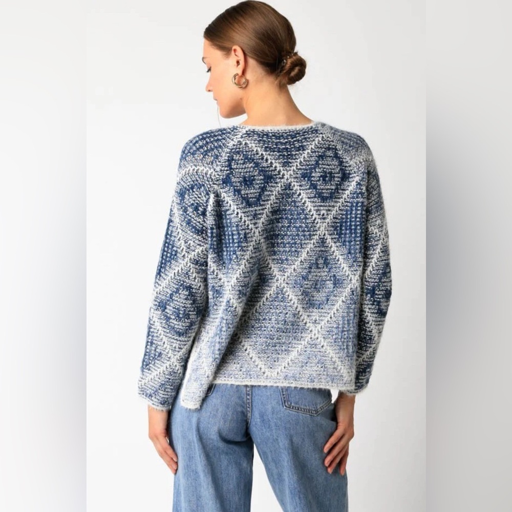 🤍💙Olivaceous Blue White Geometric Knit Sweater - Women’s Large NWOT - Picture 4 of 12